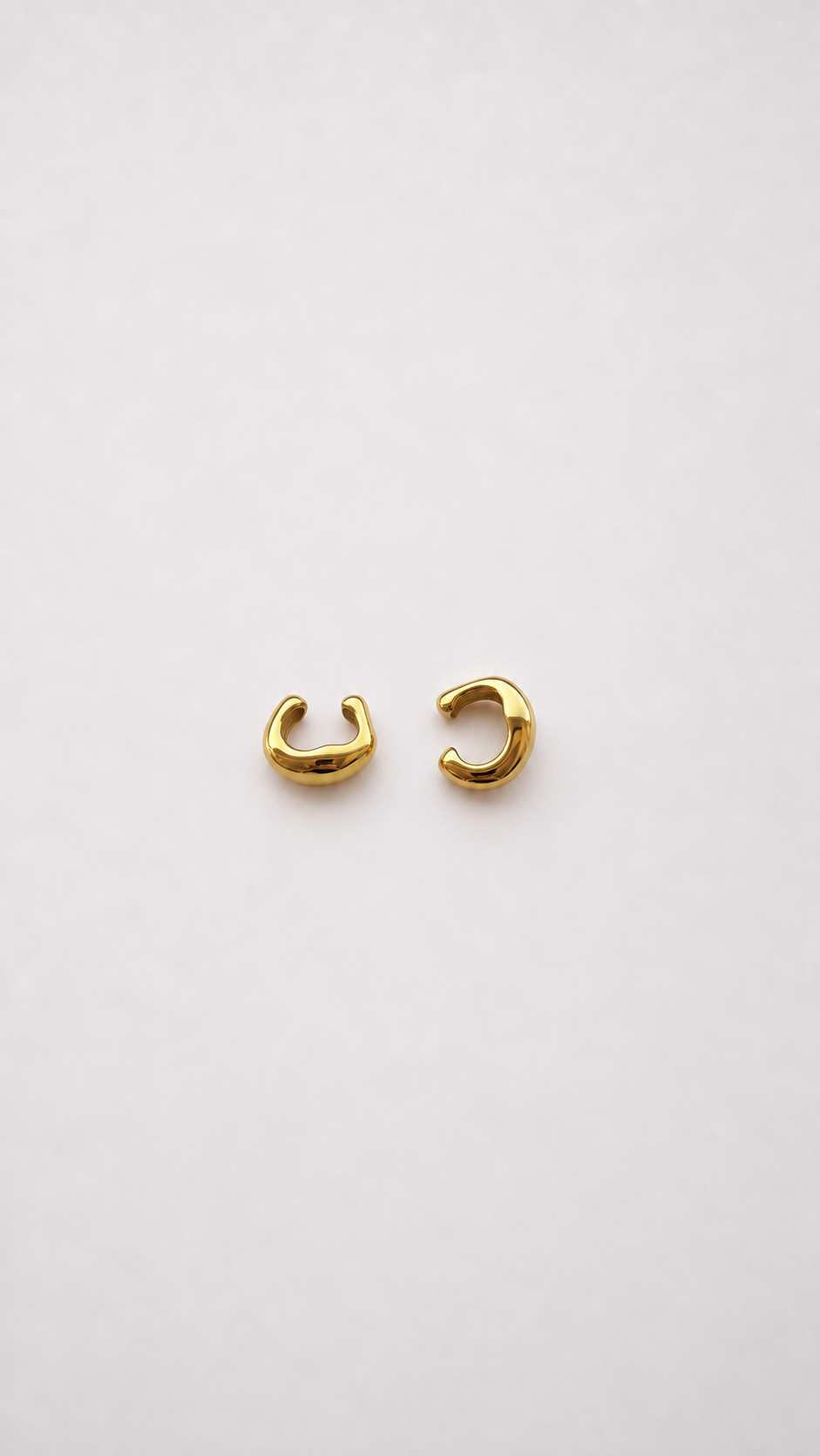KUVRYS Cuffs